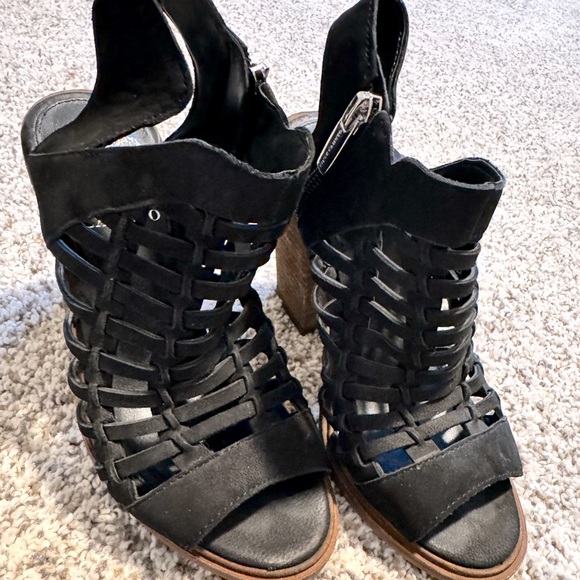 Vince Camuto Suede Zip Black Bootie Heels - 5 - Picture 7 of 9